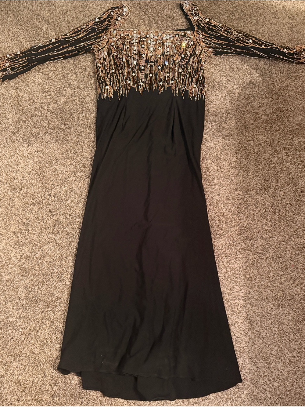 Mac Duggal Beaded Embellished Square Neck Long Sleeve Jersey Gown - Picture 4 of 13